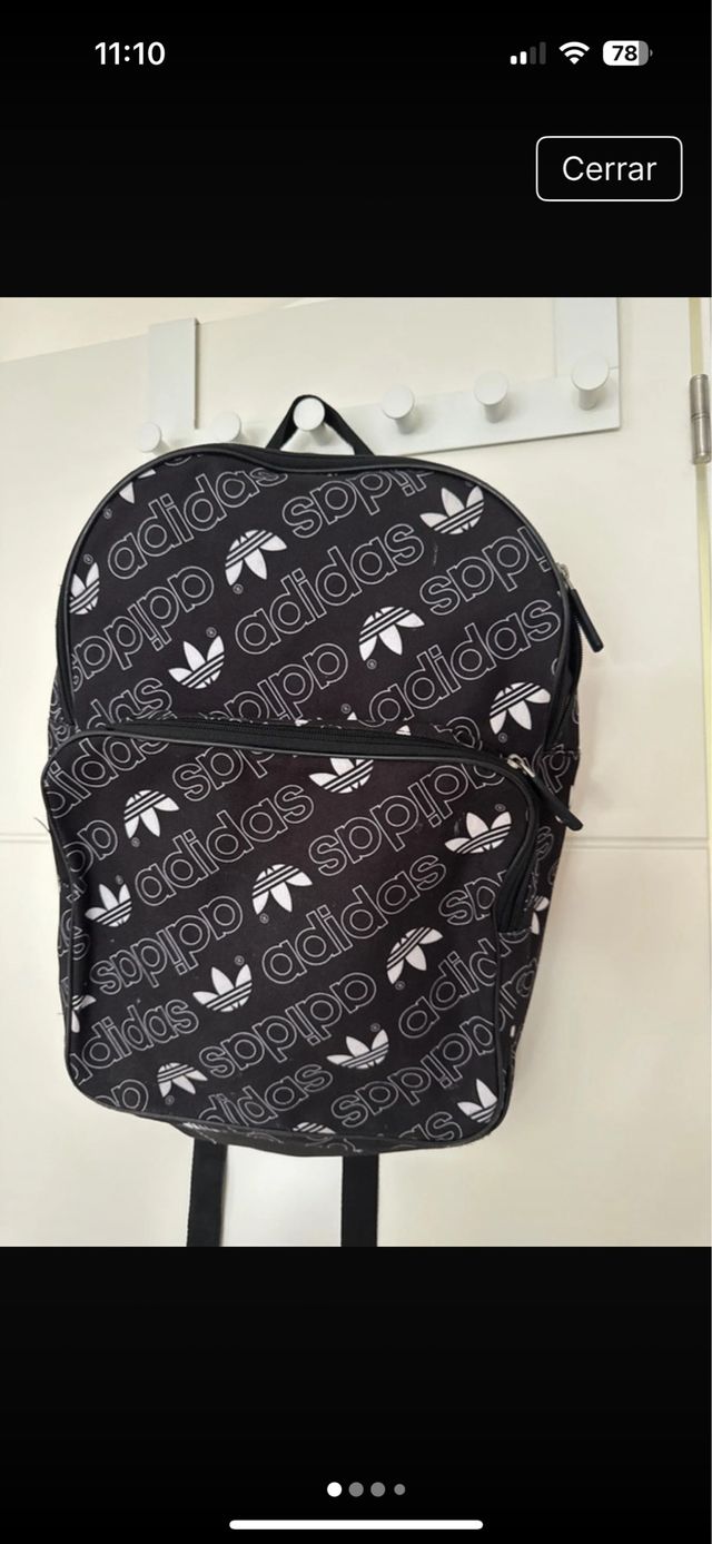 Mochila Adidas Negra con Logo Blanco