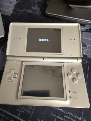Nintendo DS Plata en perfectas condiciones