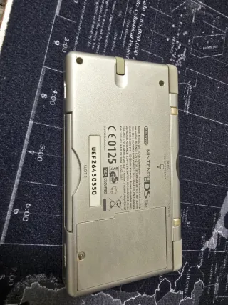 Nintendo DS Plata en perfectas condiciones