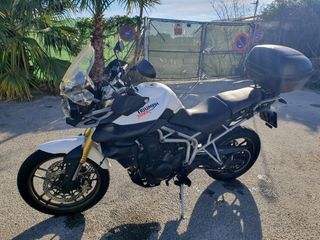 Triumph Tiger 800