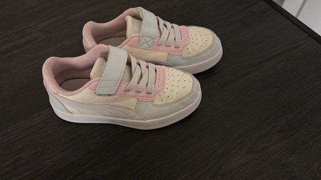 Zapatillas Puma Niña Beige y Rosa