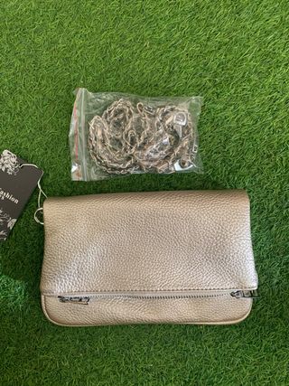 Bolso de mano dorado