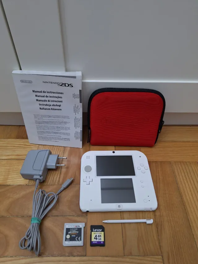 Nintendo 2DS Bianca