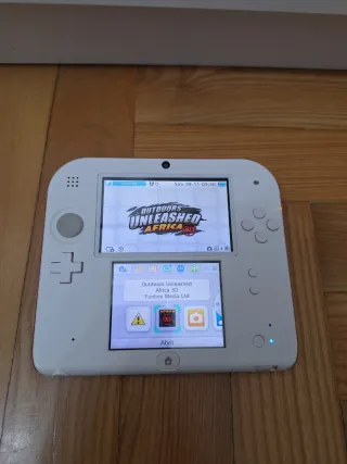 Nintendo 2DS Bianca