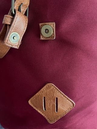 Mochila Neak Peak Granate 18 L