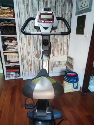 Bici Estática Carbon Bike BH (Recoger en Huelva)