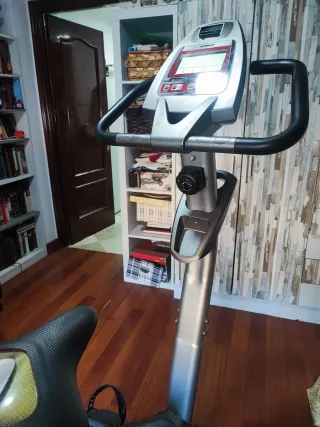 Bici Estática Carbon Bike BH (Recoger en Huelva)