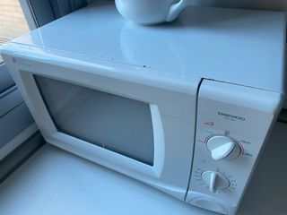 Microondas Daewoo 700W