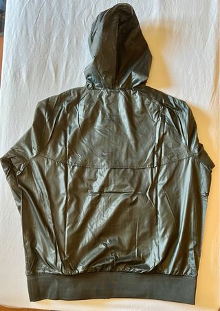 Chaqueta Nike Windrunner (talla XL)