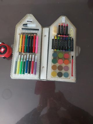 Pinturas y acuarelas