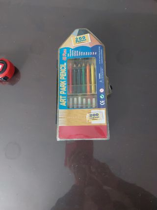 Pinturas y acuarelas