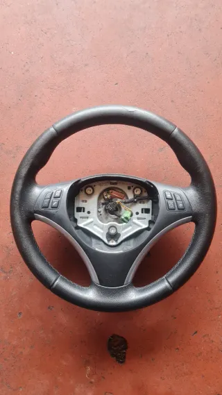 Volante bmw e87 e90 e91 e92 serie 1 serie 3 320d