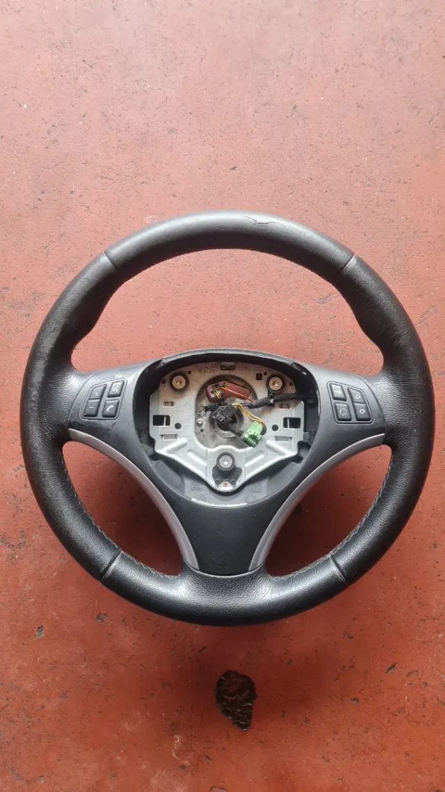 Volante bmw e87 e90 e91 e92 serie 1 serie 3 320d