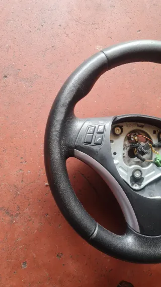 Volante bmw e87 e90 e91 e92 serie 1 serie 3 320d