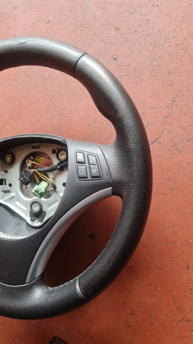 Volante bmw e87 e90 e91 e92 serie 1 serie 3 320d