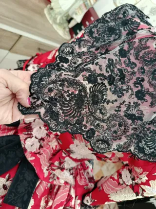 Traje de Fallera seda natural con manteletas