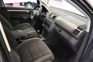 Volkswagen Touran 2012