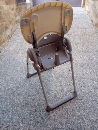 Trona bebé regulable altura respaldo