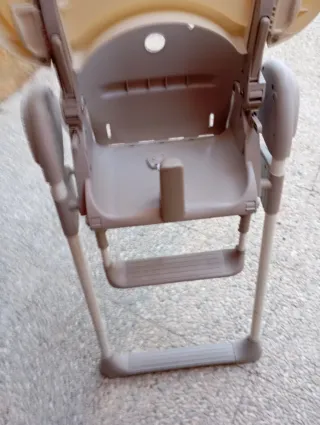 Trona bebé regulable altura respaldo