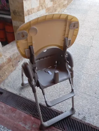 Trona bebé regulable altura respaldo