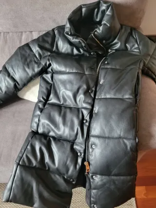 Cazadora larga acolchada Mango negra