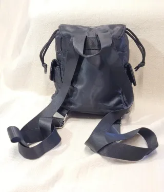 Mochila bolso mini Claire's negra