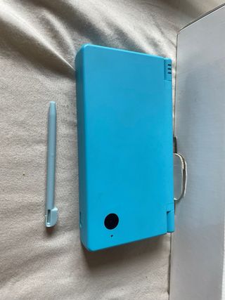 Nintendo DSi Azul con Caja