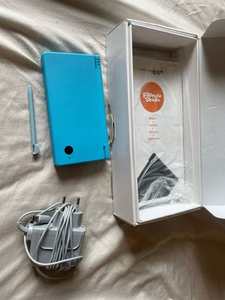 Nintendo DSi Azul con Caja