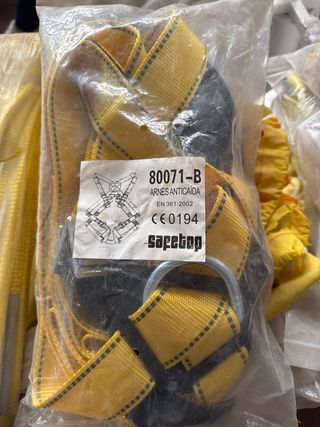 Arnés anticaída 80071-B Safetop EN 361:2002