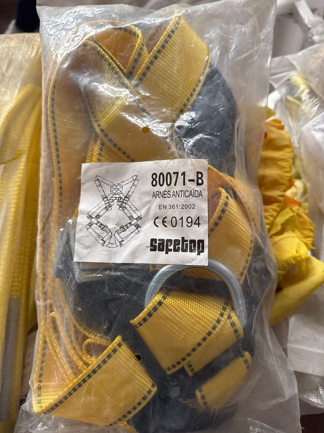 Arnés anticaída 80071-B Safetop EN 361:2002