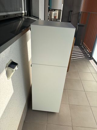 Mueble auxiliar baño/recibidor blanco. Con puerta