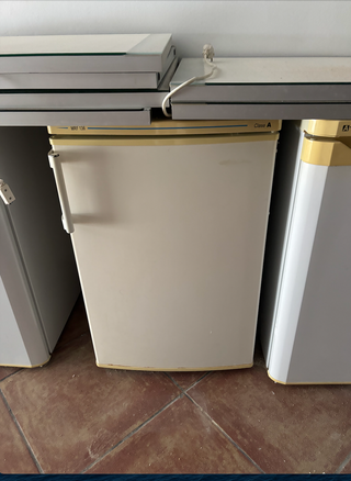 Nevera pequeña varios modelos – funcionan bien