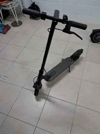 Patinete Eléctrico Xiaomi Essentials