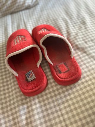 Zapatillas de casa rojas Talla 43