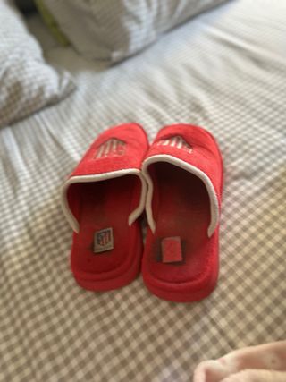 Zapatillas de casa rojas Talla 43