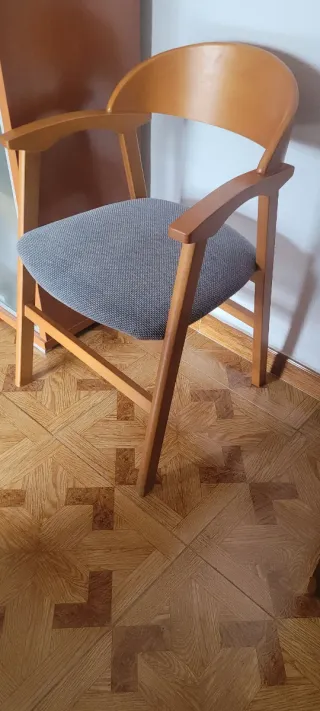 Juego 4 Sillas Madera Maciza Tapizadas