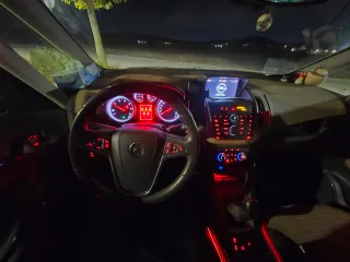 Opel Zafira Tourer 2014