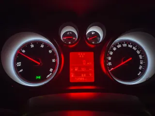 Opel Zafira Tourer 2014