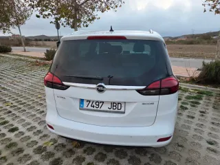 Opel Zafira Tourer 2014