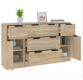 Aparador de madera contrachapada y toques vintage