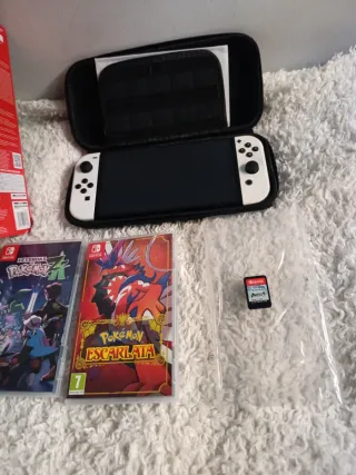 Nintendo Switch OLED + 5 Mejores juegos Switch
