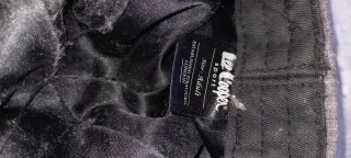 Gorra estilo boina beige y marrón