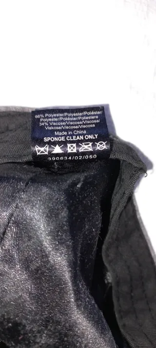 Gorra estilo boina beige y marrón