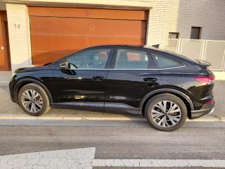 Audi Q4 e-tron 40 Sportback impecable - Garantía