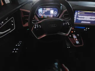 Audi Q4 e-tron 40 Sportback impecable - Garantía