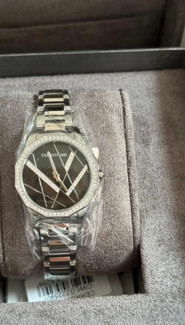 Reloj Cerruti 1881 Negro y Plateado