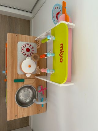 Cocinita de madera infantil Miyo