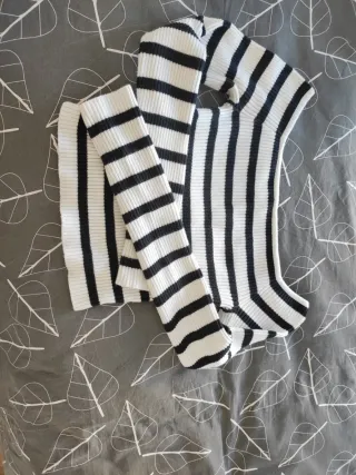 Jersey Hollister Rayas Blanco y Negro