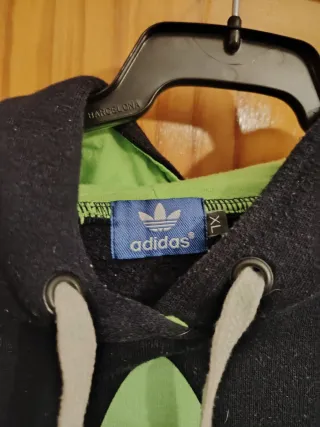 Sudadera Adidas Negra y Verde