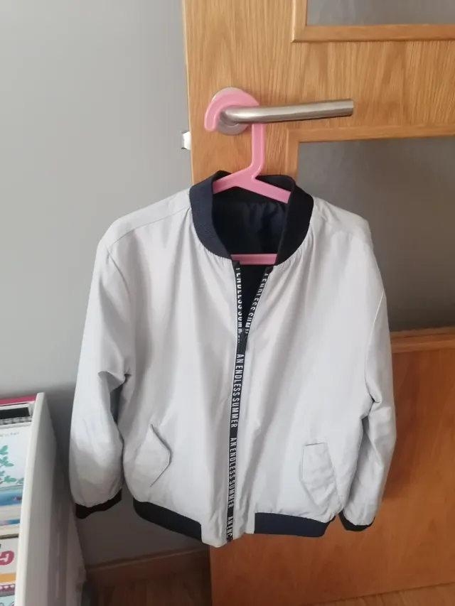 Giubbotto bambino reversibile per la stagione intermedia